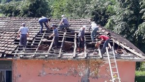 Köy halkı tarihi okula sahip çıkıyor