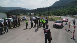 Narkotik köpeği Oval, Vali Gürel'i korkuttu