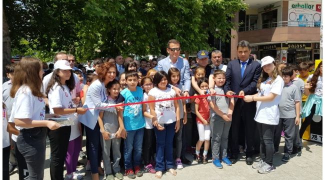 Öğrenciler birbirinden farklı bilim çalışmalarını sergiledi