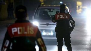 Polis ekiplerinden okul çevrelerine sıkı denetim