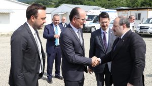 Bakan Varank,