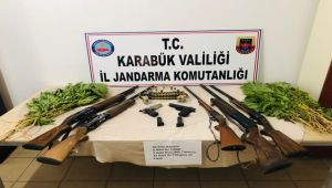 Hint keneviri yetiştiren 5 kişi gözaltına alındı
