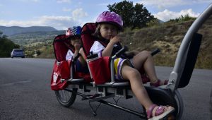 Bisiklet sepetinde tarihi Safranbolu'yu keşfettiler