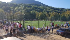Şirinköy'de düzenlenen futbol turnuvasına yoğun ilgi