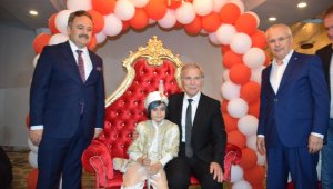 Altınöz ailesinin mutlu günü