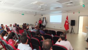 Karabük Sağlık Müdürlüğünden bilgilendirme ve tanıtım konferansı