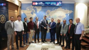 Yemenli Bakan Yardımcısından, Rektör Polat'a ziyaret