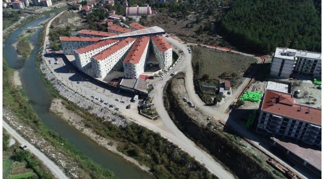 Bostanbükü yolu bakım ve genişleme bekliyor