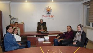 Dünya ikincisi Güneri'den AK Parti Kadın Kollarına ziyaret