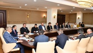 İl Mahalli Çevre Kurulu Toplantısı Vali Gürel Başkanlığında gerçekleştirildi.