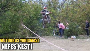 Motokros yarışması nefes kesti