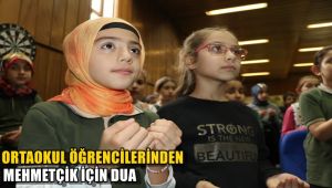 Ortaokul öğrencilerinden Mehmetçik için dua