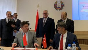 Rektör Polat, Belarus'ta iş birliği protokolü imzaladı