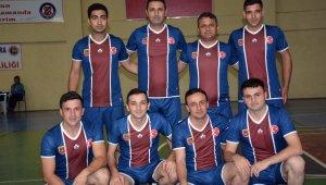 Voleybol turnuvasının şampiyonu Jandarma