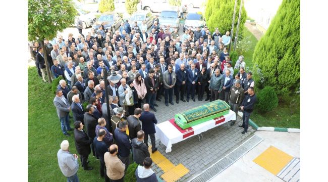 Kalp krizi sonucu hayatını kaybeden Uzunsoy son yolculuğuna uğurlandı