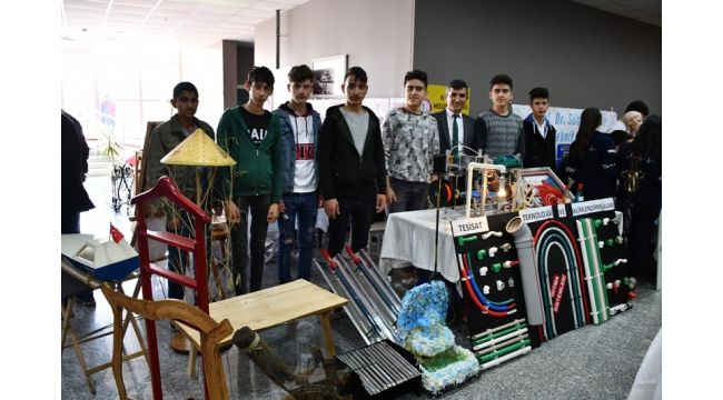Karabük'te Mesleki ve Teknik Eğitim Fuarı açıldı