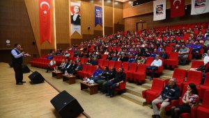 KARDEMİR'de işçilere 'Çalışma Sevinci' semineri verildi