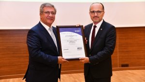 KARDEMİR'e uluslararası iki önemli belge