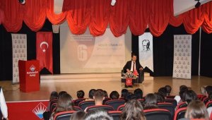 Kaymakam Ürkmezer öğrencilerle bir araya geldi
