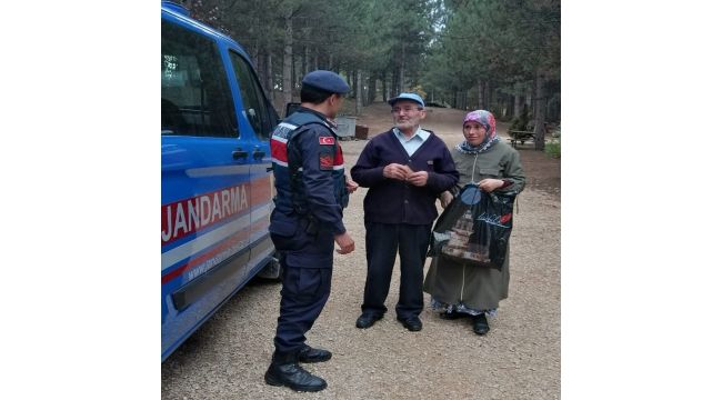 Mantar toplarken kaybolan zihinsel engelli kızı Jandarma ekipleri buldu