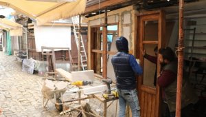 Safranbolu'da tarihi dükkanlar restore ediliyor