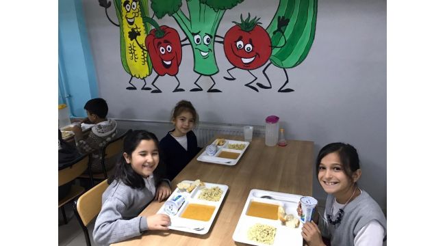 Safranbolu'da taşımalı eğitim öğrencilerinin yemeği öğretmenevinden