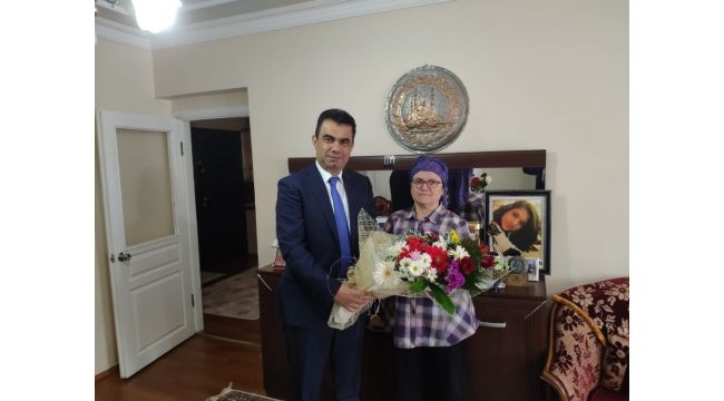 Şehit öğretme Aybüke'nin annesine ziyaret