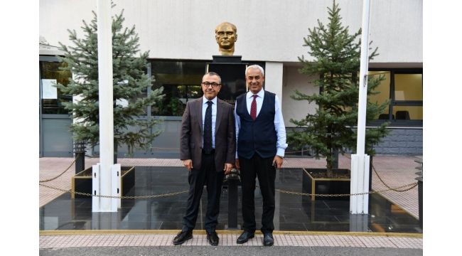 Yolbulan, mezun olduğu TED Kolejini ziyaret etti