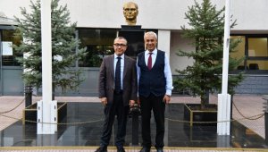 Yolbulan, mezun olduğu TED Kolejini ziyaret etti