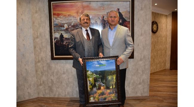 Başkan Çaylı Bartın Belediye Başkanı Akın'ı ziyaret etti