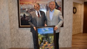 Başkan Çaylı Bartın Belediye Başkanı Akın'ı ziyaret etti