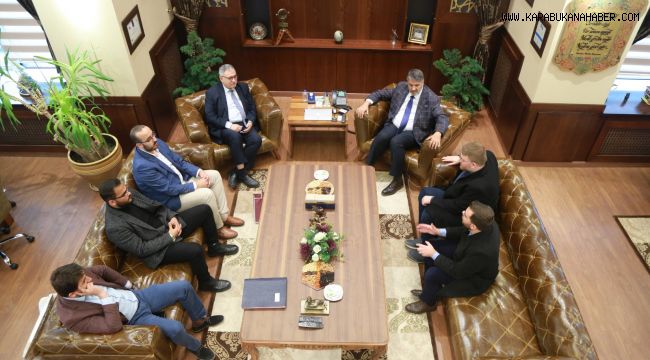 Rektör Prof. Dr. Refik Polat, Filistinli heyeti kabul ettİ