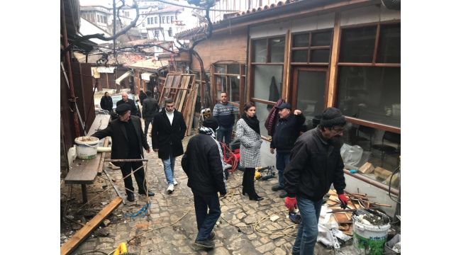 Tarihi kentte restorasyon çalışmaları devam ediyor