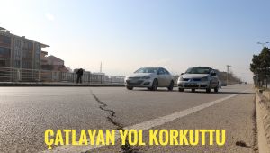 Çatlayan yol korkuttu.