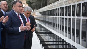 Kassanov'dan 20 Ocak 1990 faciasını anma mesajı