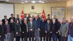 Köy muhtarları , Genel Sekreter Uzun'u ziyaret etti