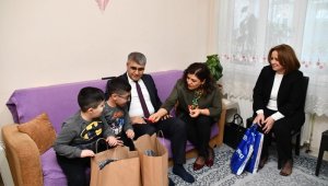 Vali Gürel, vatandaşlara misafir oluyor
