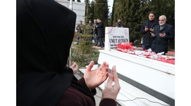 El Bab şehidi şehit oluşunun 3. yılında mezarı başında anıldı