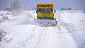 Karabük'te 4 bin 545 kilometre köy yolu ulaşıma açıldı