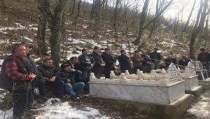 Trafik kazasında kaybeden imam hatip mezarı başında anıldı