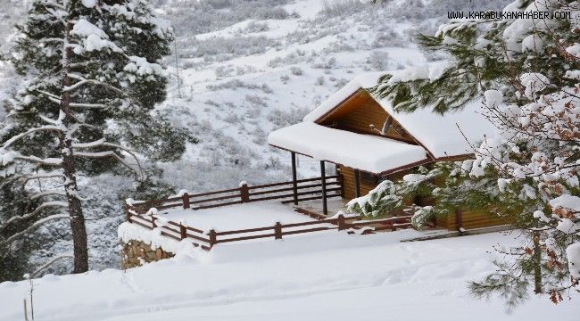 Yenice Ihlamur Teras'ta kartpostallık görüntüler