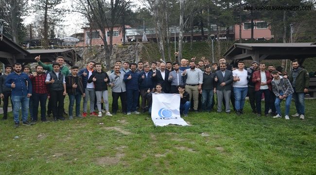 Anadolu Gençlik Derneği Karabük Şubesi Liseler Komisyonu piknik düzenledi.