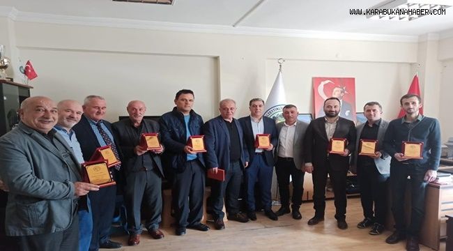 Çatalzeytin yardımlaşma ve dayanışma Derneği plaket ödül töreni