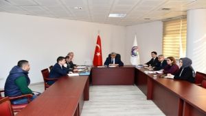 Halk toplantısına korona virüs ertelemesi