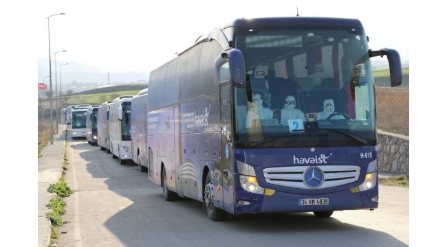 Havaalanındaki yabancı uyruklu yolcular Karabük'e getirilmeye başlandı