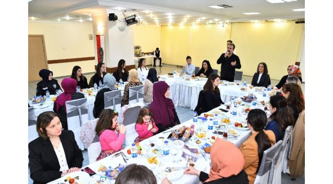 İl Emniyet Müdürü Tuğ, kadın personellerin gününü kutladı