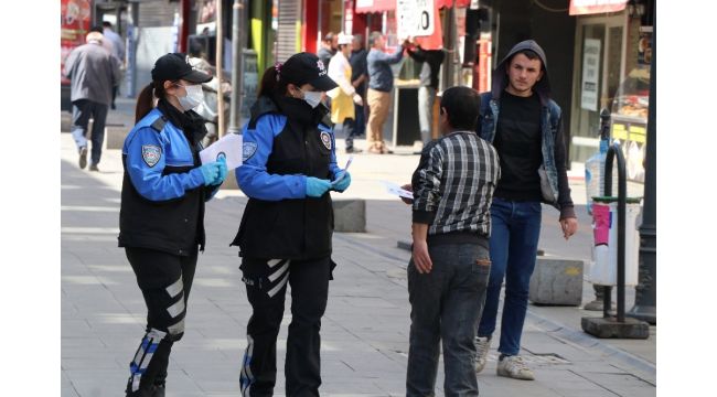 Karabük polisi hem 'Evde kal' uyarısı yaptı hem de bilgilendirdi
