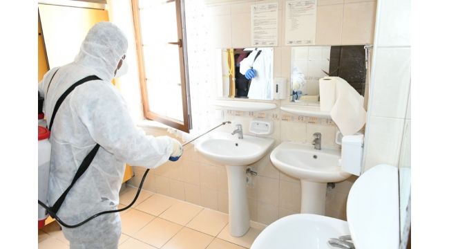 Karabük'te huzur evi ve çocuk evleri tren garı dezenfekte edildi