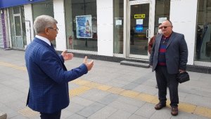 Karabük'te Vali cadde cadde gezerek yaşlı denetiminde bulundu