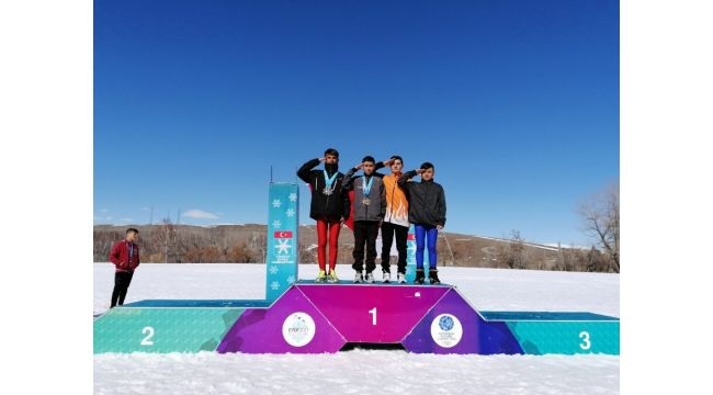 Karabüklü sporcular kayakta ilk madalyalarını aldı